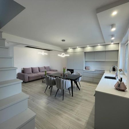 Apartament Luxlook Nowy Sacz Exterior photo